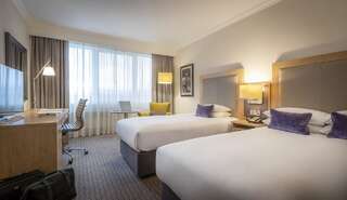 Отель Clayton Hotel Burlington Road Дублин Стандартный номер с 1 двуспальной и 1 односпальной кроватями-1